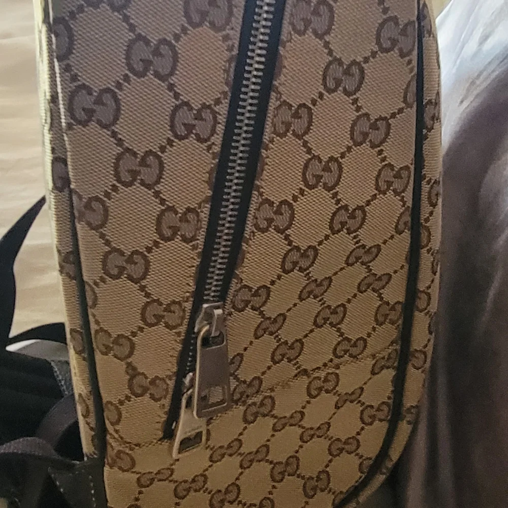 Authentic Gucci Beige and Brown GG Pattern Backpack - Picture 4 of 6
